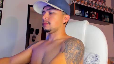 Snapshot of dylann_blaze_ chatting on 09/10/25, 04:18 online show from 09/10/25, 04:18