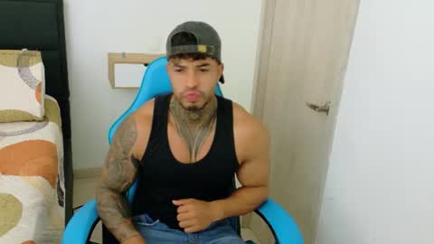 Snapshot of dylanrivera_ chatting on 06/19/26, 02:10 Dylan Rivera online show from 06/19/26, 02:10
