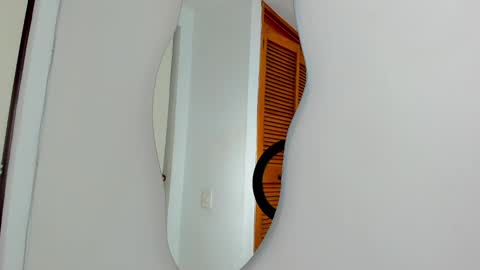 Snapshot of dylanstonne1 chatting on 09/11/25, 12:22 D Y L A N online show from 09/11/25, 12:22