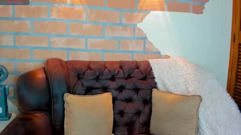 Snapshot of dylanstonne1 chatting on 09/20/25, 12:00 D Y L A N online show from 09/20/25, 12:00