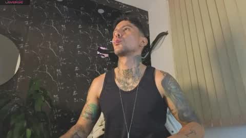 Snapshot of dylanstonne1 chatting on 05/10/26, 03:12 D Y L A N online show from 05/10/26, 03:12