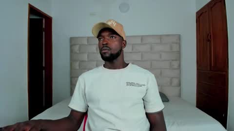 Dylan Taylor online show from 11/12/25, 12:38