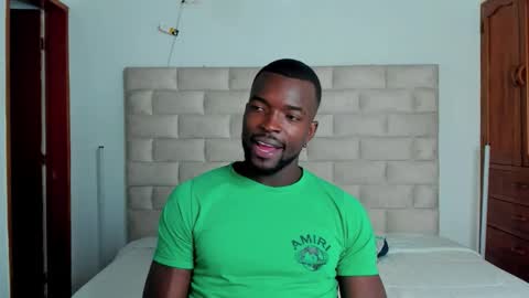 Snapshot of dylantaylor_1 chatting on 12/13/25, 08:04 Dylan Taylor online show from 12/13/25, 08:04