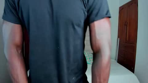 Snapshot of dylantaylor_1 chatting on 12/14/25, 08:13 Dylan Taylor online show from 12/14/25, 08:13