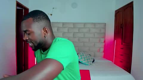 Snapshot of dylantaylor_1 chatting on 12/15/25, 12:53 Dylan Taylor online show from 12/15/25, 12:53