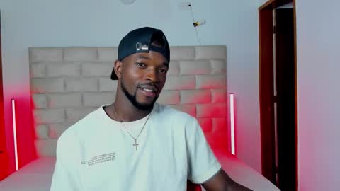 Snapshot of dylantaylor_1 chatting on 01/08/26, 12:40 Dylan Taylor online show from 01/08/26, 12:40