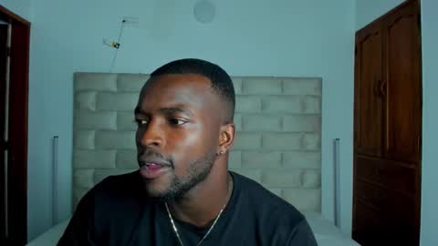 Snapshot of dylantaylor_1 chatting on 02/10/26, 02:48 Dylan Taylor online show from 02/10/26, 02:48