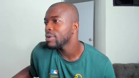 Snapshot of dylantaylor_1 chatting on 04/04/26, 11:18 Dylan Taylor online show from 04/04/26, 11:18