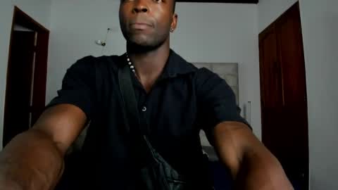 Snapshot of dylantaylor_1 chatting on 04/12/26, 06:35 Dylan Taylor online show from 04/12/26, 06:35