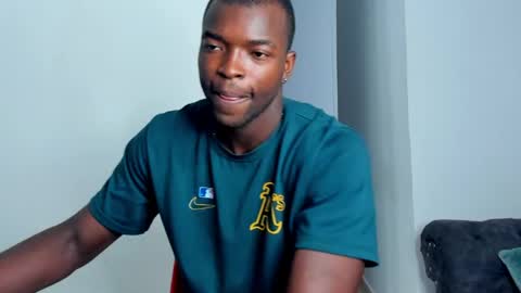 Snapshot of dylantaylor_1 chatting on 04/16/26, 02:07 Dylan Taylor online show from 04/16/26, 02:07