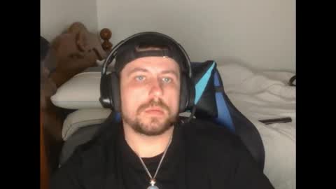 dylboi47 online show from 10/17/25, 05:32