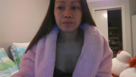 Snapshot of dylene1986 chatting on 07/30/26, 08:57 dylene1986 online show from 07/30/26, 08:57