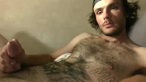 Snapshot of dylp400 chatting on 12/08/24, 12:08 dylp400 online show from 12/08/24, 12:08