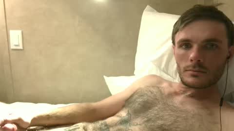 Snapshot of dylp400 chatting on 01/07/25, 12:45 dylp400 online show from 01/07/25, 12:45