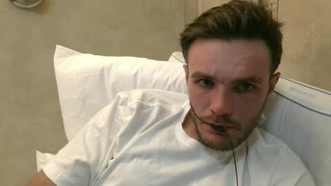 Snapshot of dylp400 chatting on 01/08/25, 02:35 dylp400 online show from 01/08/25, 02:35