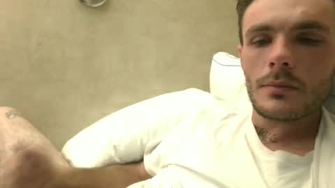 Snapshot of dylp400 chatting on 01/09/25, 09:16 dylp400 online show from 01/09/25, 09:16