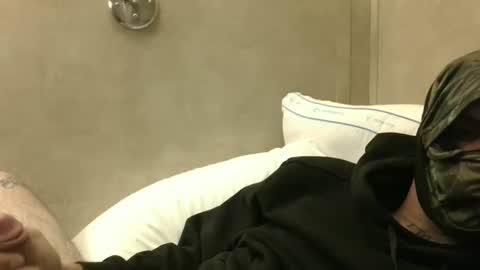 Snapshot of dylp400 chatting on 01/10/25, 09:23 dylp400 online show from 01/10/25, 09:23