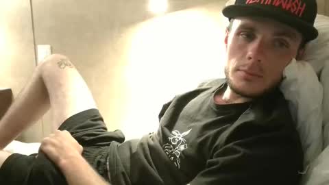 Snapshot of dylp400 chatting on 01/23/25, 10:22 dylp400 online show from 01/23/25, 10:22