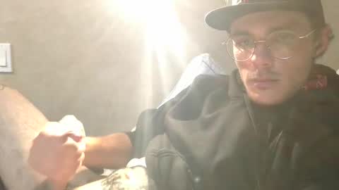 Snapshot of dylp400 chatting on 03/08/25, 11:16 dylp400 online show from 03/08/25, 11:16