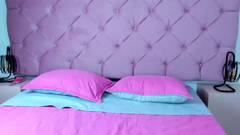 Snapshot of dymoni222 chatting on 02/18/25, 04:48 dymoni222 online show from 02/18/25, 04:48