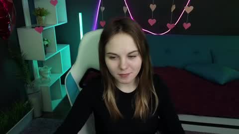 Snapshot of dyna_bae chatting on 02/18/25, 04:37 Dyna online show from 02/18/25, 04:37