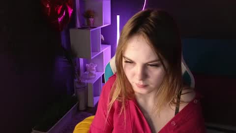 Snapshot of dyna_bae chatting on 03/09/25, 01:14 Dyna online show from 03/09/25, 01:14