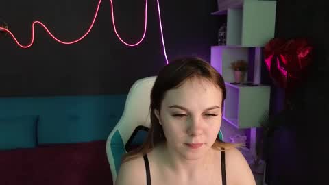 Snapshot of dyna_bae chatting on 03/09/25, 04:16 Dyna online show from 03/09/25, 04:16