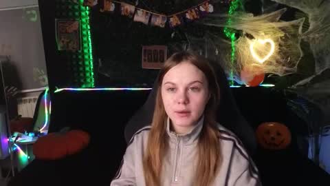 Snapshot of dyna_bae chatting on 10/26/25, 02:06 Dyna online show from 10/26/25, 02:06