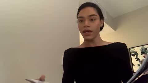 Snapshot of dynasty313 chatting on 01/06/25, 10:37 Dynasty online show from 01/06/25, 10:37