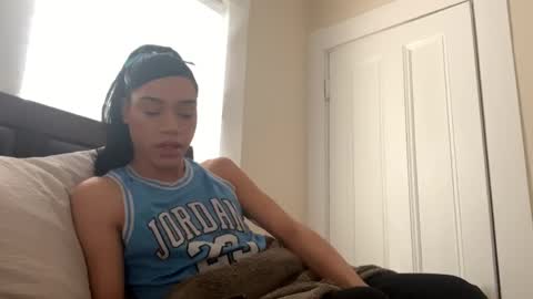 Snapshot of dynasty313 chatting on 02/27/25, 06:42 Dynasty online show from 02/27/25, 06:42