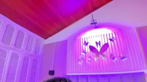 Juana online show from 10/30/25, 11:22