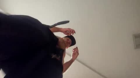 Snapshot of dzznutzzz chatting on 10/01/25, 11:33 dzznutzzz online show from 10/01/25, 11:33