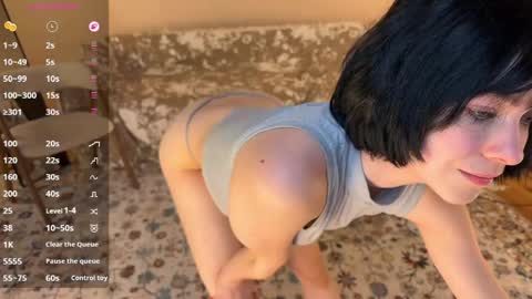 Snapshot of e1ara chatting on 03/21/26, 10:42 e1ara online show from 03/21/26, 10:42