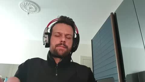 Snapshot of eaglecrm chatting on 03/21/26, 09:47 eaglecrm online show from 03/21/26, 09:47