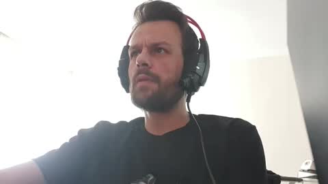 Snapshot of eaglecrm chatting on 03/22/26, 10:07 eaglecrm online show from 03/22/26, 10:07