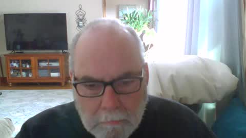 Snapshot of earl52 chatting on 03/20/26, 05:29 earl52 online show from 03/20/26, 05:29