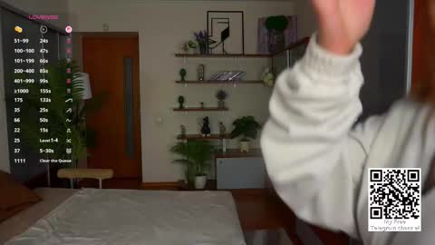 Emma online show from 11/17/25, 06:30