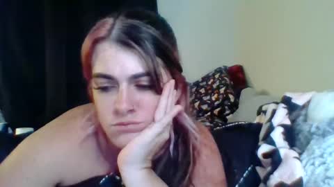 Snapshot of earthangeljade chatting on 09/19/25, 02:24 earthangeljade online show from 09/19/25, 02:24