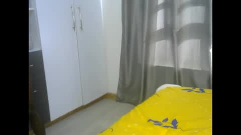 Snapshot of east_queen chatting on 01/19/25, 12:28 east_queen online show from 01/19/25, 12:28