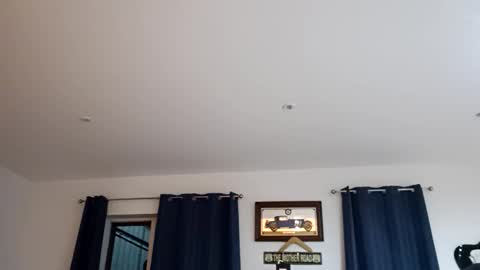 Snapshot of easternjerk chatting on 12/14/25, 10:20 easternjerk online show from 12/14/25, 10:20