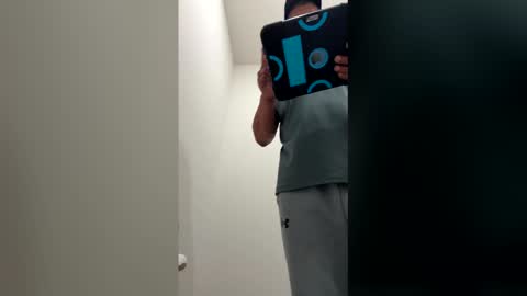 Snapshot of easternjerk chatting on 04/11/26, 11:47 easternjerk online show from 04/11/26, 11:47