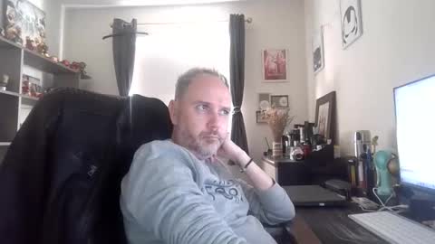 Snapshot of eastmidssoul chatting on 04/29/26, 07:34 eastmidssoul online show from 04/29/26, 07:34