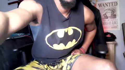 Snapshot of easybreezy20 chatting on 01/01/25, 06:58 TWITTER   INSTAGRAM    easybreezy20   ONLINE 1230 AM TO 7AM online show from 01/01/25, 06:58