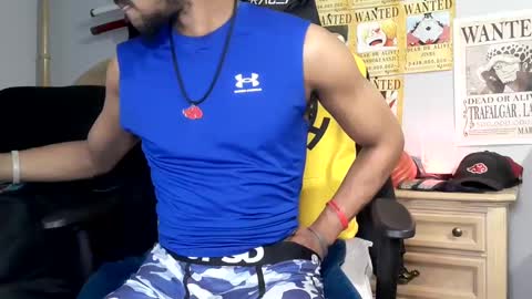 Snapshot of easybreezy20 chatting on 02/22/25, 07:23 TWITTER   INSTAGRAM    easybreezy20   ONLINE 1230 AM TO 7AM online show from 02/22/25, 07:23