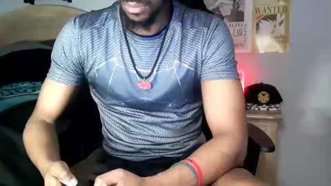 Snapshot of easybreezy20 chatting on 10/22/25, 05:30 TWITTER   INSTAGRAM    easybreezy20   ONLINE 1230 AM TO 7AM online show from 10/22/25, 05:30