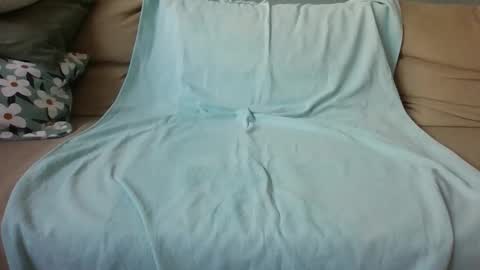 Snapshot of easyfrenchguy chatting on 04/09/26, 12:10 French Guy online show from 04/09/26, 12:10