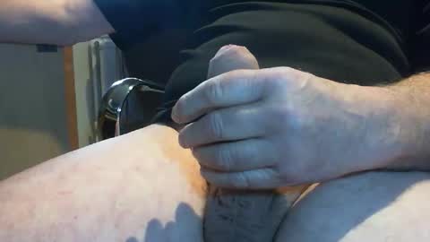 Snapshot of easypeasy62 chatting on 12/01/25, 12:54 easypeasy62 online show from 12/01/25, 12:54