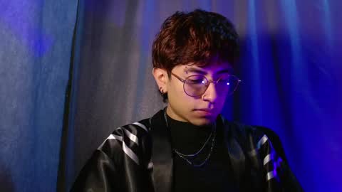 Snapshot of eather_luxury chatting on 12/22/24, 07:21 eather_luxury online show from 12/22/24, 07:21