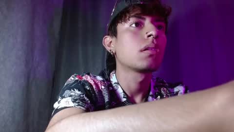 Snapshot of eather_luxury chatting on 12/28/24, 10:23 eather_luxury online show from 12/28/24, 10:23