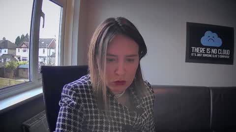 Snapshot of eatmypie69 chatting on 02/18/26, 10:11 Nadia Ferreira online show from 02/18/26, 10:11